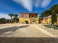 Stunning villa in Petrer with swimming pool and amazing views in Spanish Fincas