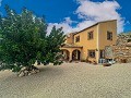 Hermosa villa/casa cueva de 4 dormitorios en Fortuna in Spanish Fincas