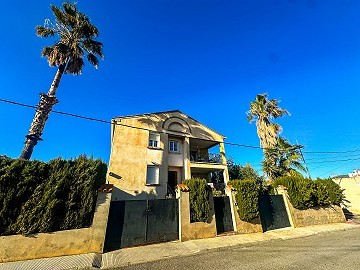 Mooie vrijstaande woning met garage in Salinas