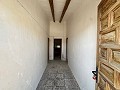 Perfect country house to renovate in Jumilla in Spanish Fincas