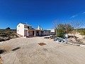 Maison de campagne de 5 chambres et 1 salle de bain à Caudete in Spanish Fincas