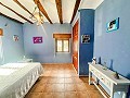 Riesige Villa mit 11 Schlafzimmern und Pool in Ontinyent in Spanish Fincas