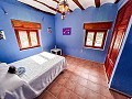 Enorme Villa de 11 habitaciones con piscina en Ontinyent  in Spanish Fincas