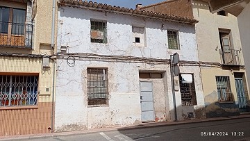 Huge Restoration Project in Caudete