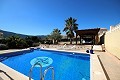 Schöne freistehende Villa mit privatem Pool in Spanish Fincas