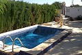 Casa De Campo De 4/5 Dormitorios Que Incluye Un Apartamento De Invitados Separado Y Piscina in Spanish Fincas