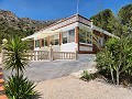 Huis met 3 slaapkamers en gastenhut met 1 bed in Spanish Fincas