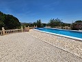 Huis met 3 slaapkamers en gastenhut met 1 bed in Spanish Fincas