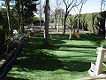 Excelente villa de 5 dormitorios y 2 baños con pista de tenis y piscina. in Spanish Fincas