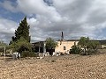 Landhuis met 4 slaapkamers, garage en zwembad in Spanish Fincas