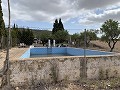 Casa de campo con 4 dormitorios, Garaje y Piscina in Spanish Fincas