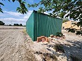 Belle maison avec plan ouvert au dernier étage à distance de marche de Villena in Spanish Fincas