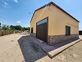 Bonita casa con planta alta diáfana a poca distancia de Villena in Spanish Fincas