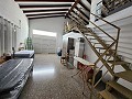 Nice house with open plan top floor walking distance to Villena in Spanish Fincas