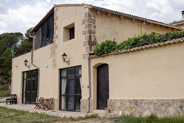 Finca de 7 chambres et 8 salles de bain à Alcoy