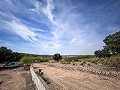 Magnifique terrain avec potentiel de rénovation à Almansa in Spanish Fincas