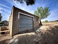 Herrliches Grundstück mit Renovierungspotenzial in Almansa in Spanish Fincas