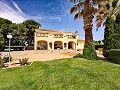 Erstaunliche Villa mit 6 Schlafzimmern und 3 Bädern in Yecla in Spanish Fincas