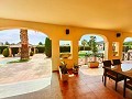 Amazing 6 bedroom 3 Bathroom Villa in Yecla in Spanish Fincas