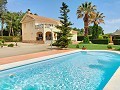 Amazing 6 bedroom 3 Bathroom Villa in Yecla in Spanish Fincas