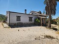 Atemberaubendes Landhaus mit privatem Pool in Spanish Fincas