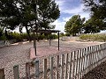 Entreprise de camping avec une maison de 4 chambres in Spanish Fincas