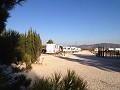 Camping privado con casa de 4 habitaciones in Spanish Fincas