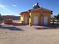 Campingbedrijf met een huis met 4 slaapkamers in Spanish Fincas