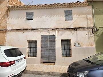 5-Bett-Stadthaus in Raspay, Murcia mit Potenzial