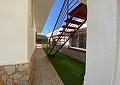 Villa de lujo de 3 dormitorios en Elda con hermosa casa de huéspedes de 3 dormitorios y 3 baños in Spanish Fincas