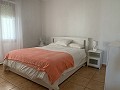 Atemberaubende 4-Schlafzimmer-Villa mit Pool in Caudete in Spanish Fincas