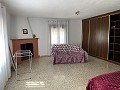 Atemberaubende 4-Schlafzimmer-Villa mit Pool in Caudete in Spanish Fincas