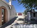 Superbe villa de 4 chambres avec piscine à Caudete in Spanish Fincas