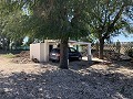 Impresionante villa de 4 dormitorios con piscina en Caudete in Spanish Fincas