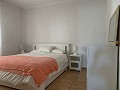 Prachtige villa met 4 slaapkamers en zwembad in Caudete in Spanish Fincas