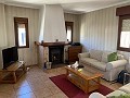 Atemberaubende 4-Schlafzimmer-Villa mit Pool in Caudete in Spanish Fincas