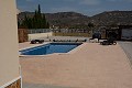 Unglaubliche Villa in Albanilla mit Pool in Spanish Fincas