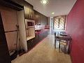 Apartamento de 3 habitaciones en 1er piso con ascensor, patio, garaje y trastero. in Spanish Fincas