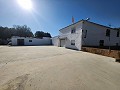 Maison de campagne de 7 chambres avec piscine 9 x 4 et dépendances in Spanish Fincas