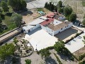 Maison de campagne de 7 chambres avec piscine 9 x 4 et dépendances in Spanish Fincas