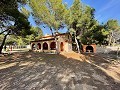 LANDHAUS mit 2 zusätzlichen Baugrundstücken in Spanish Fincas