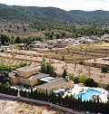 Casa grande en pueblo cerca de Pinoso y Monovar in Spanish Fincas