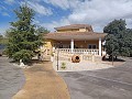 Grande maison dans un village proche de Pinoso et Monovar in Spanish Fincas