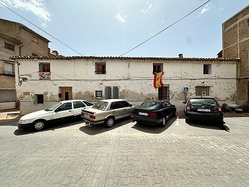 Massives Stadthaus in Teresa de Conferentes