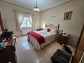 Villa de 3 dormitorios y 2 baños en Catral con piscina y acceso asfaltado in Spanish Fincas