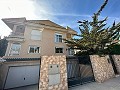 Amazing semi-detached villa in Petrer in Spanish Fincas