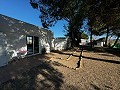 Villa mit Gästeanbau und Swimmingpool in Villena in Spanish Fincas