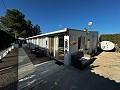 Villa mit Gästeanbau und Swimmingpool in Villena in Spanish Fincas