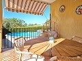 Villa with beautiful views in Caudete in Spanish Fincas