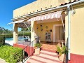 Villa with beautiful views in Caudete in Spanish Fincas